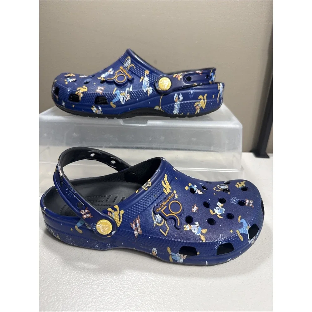 Disney‎ World Disney Parks Crocs 50TH Anniversary Mens 6 Womens 8